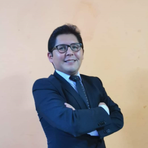 Lic. Adm. Danny Mark Paira Céspedes